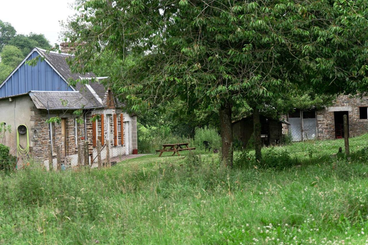 La Petite Maison O Bord De L'Eau Bernieres-le-Patry Екстериор снимка